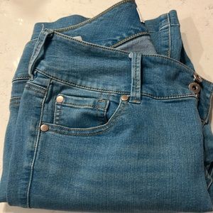Torrid flare leg medium wash jeans